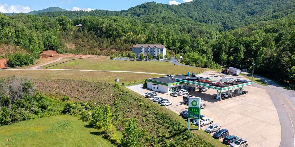 Rufus Robinson Road lot